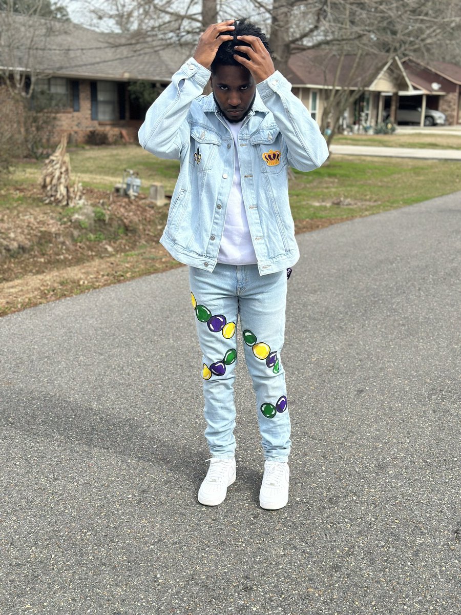 _bossLikeTrey's tweet photo. “throw me sum’n BOSS”
#MardiGras #MardiGras2024 #BossTakesOver #Lifestyle #CustomLook #Exclusive #Muse https://t.co/VTH6etx06M