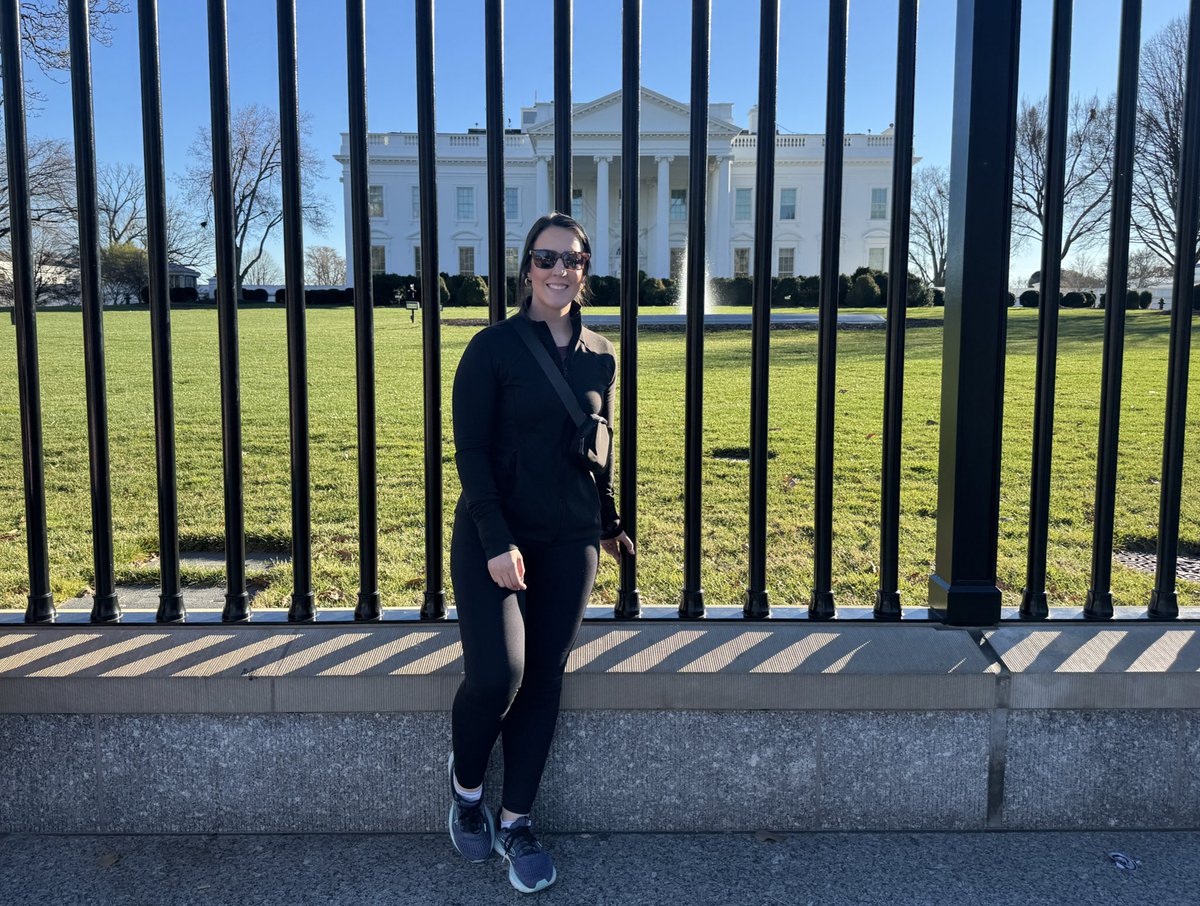 AlexisSmithKY's tweet photo. This is The Mall I prefer. 🏛️ https://t.co/SwXKMZACHf
