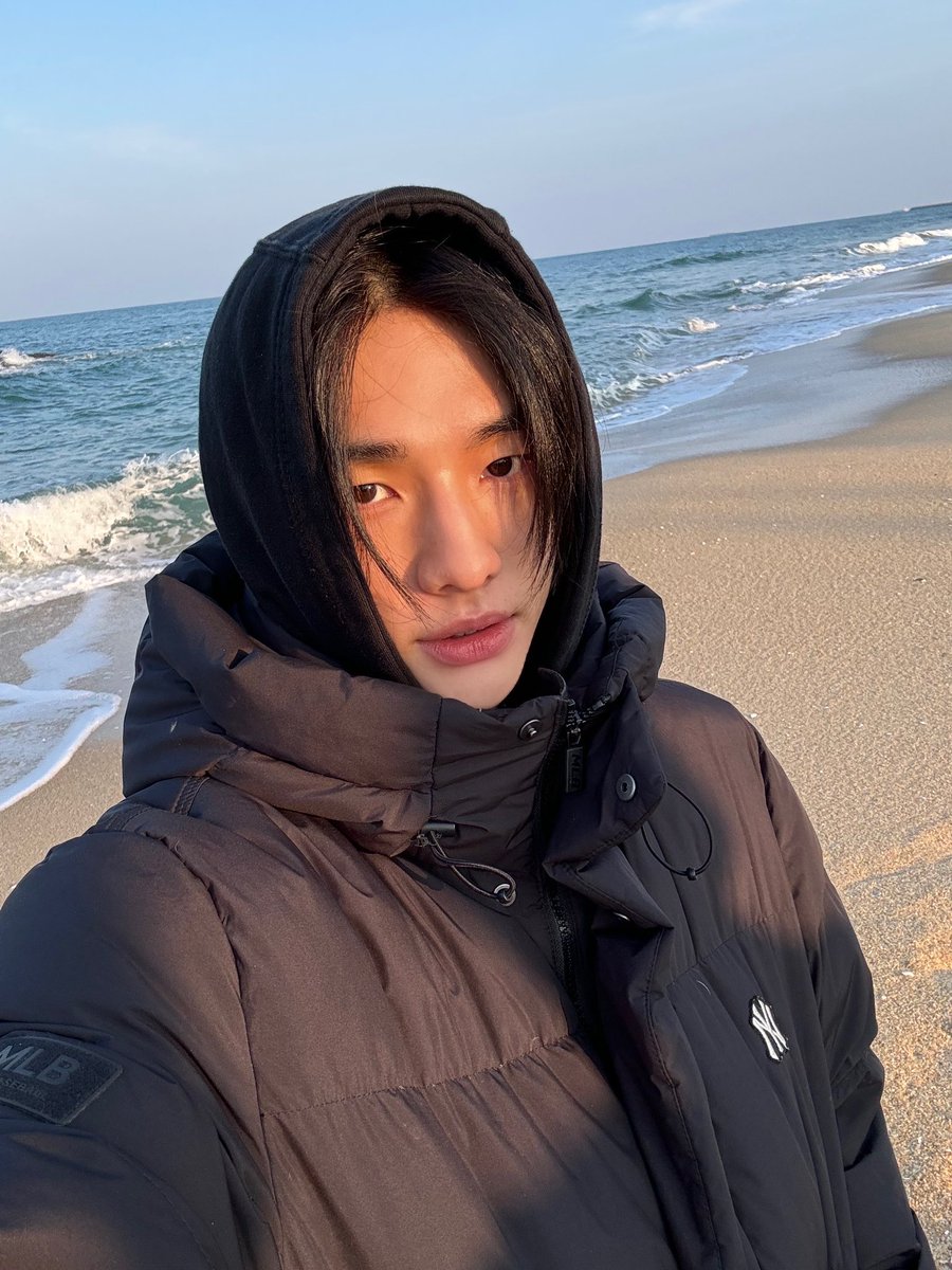 yeonexn's tweet photo. 아너무예뽀><><
바다정말신났나보네사진많이���었다ㅋㅋㅋ https://t.co/EP4br8T2gB
