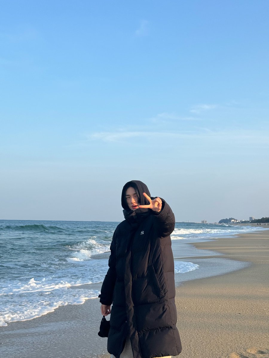 havenfiIm's tweet photo. hyunjin sent pictures 🫶

“hihihihihii” https://t.co/OQldoTRUPy