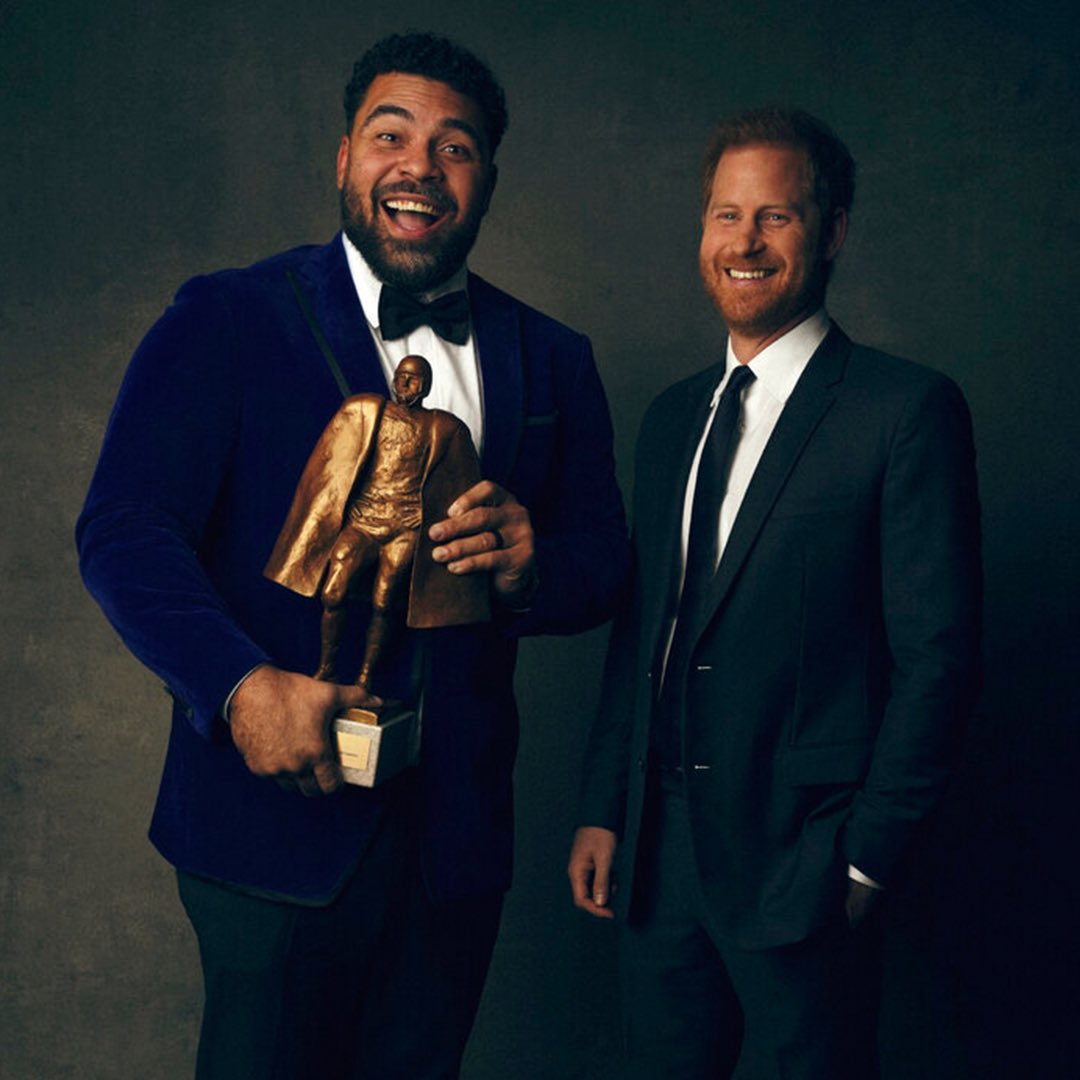 Prince Harry and Cam Heyward.
#NFL
#NFLHonors