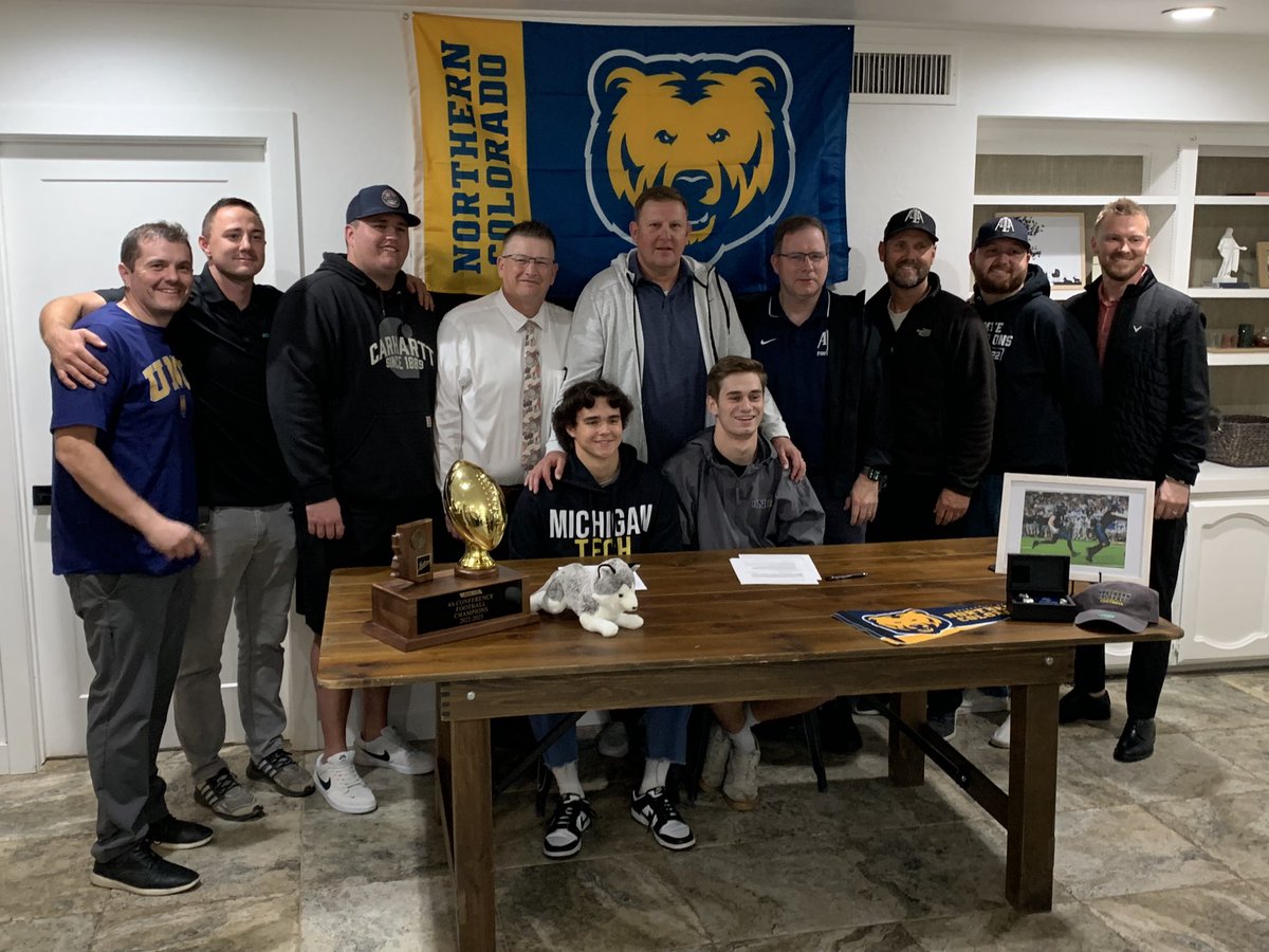 Tyton Slade tweet media