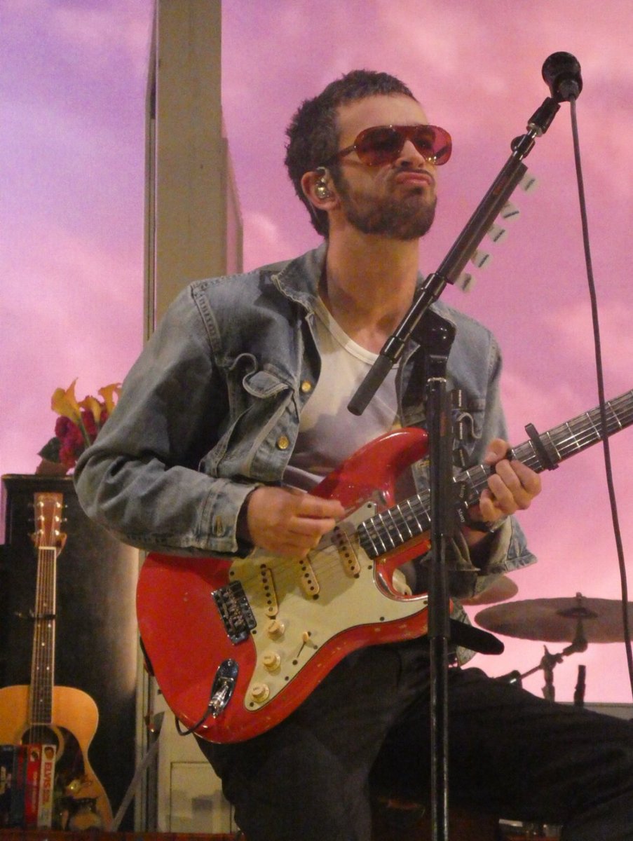 1989healy's tweet photo. Smash https://t.co/cJDp7tgT1o