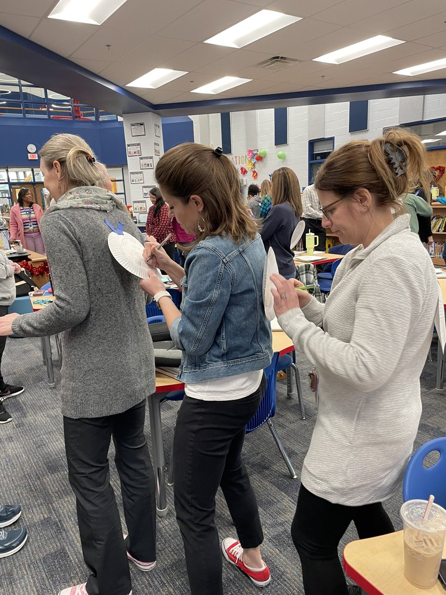 ShelleyPohzehl's tweet photo. Everyone deserves to hear encouraging words about their work. Today we did the plate activity during our staff meeting. Staff moved around, writing compliments on their colleagues backs. Such great fun! @PWCSNews @BennettES_PWCS https://t.co/EqrddAUxle