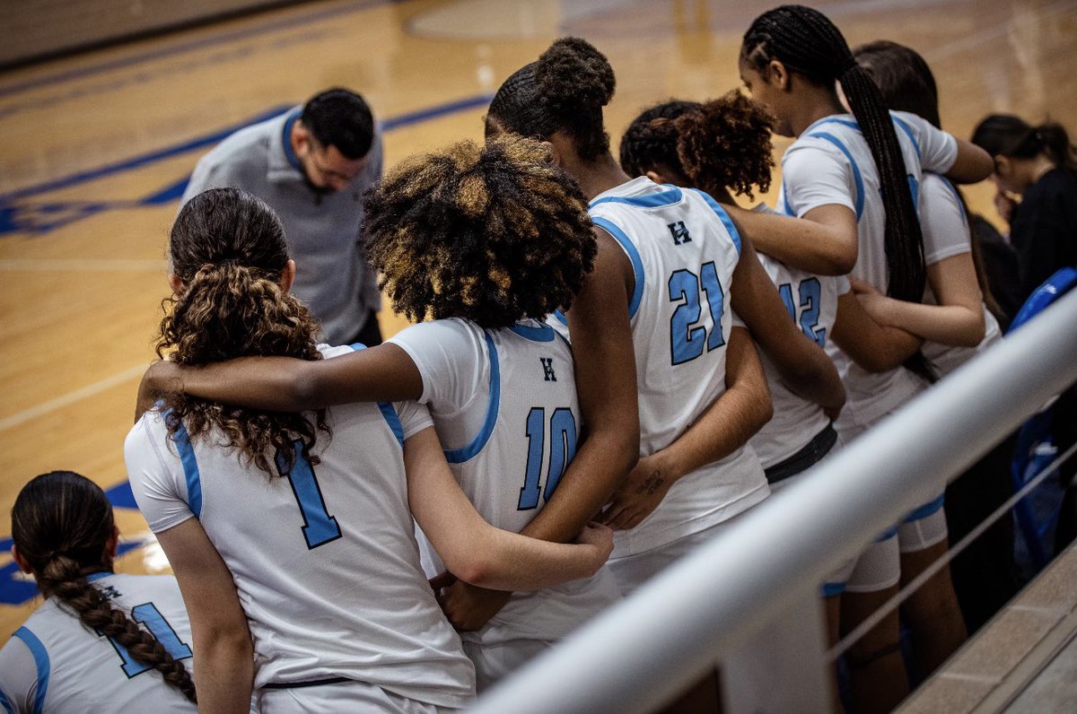 Harlan Girls BB tweet media