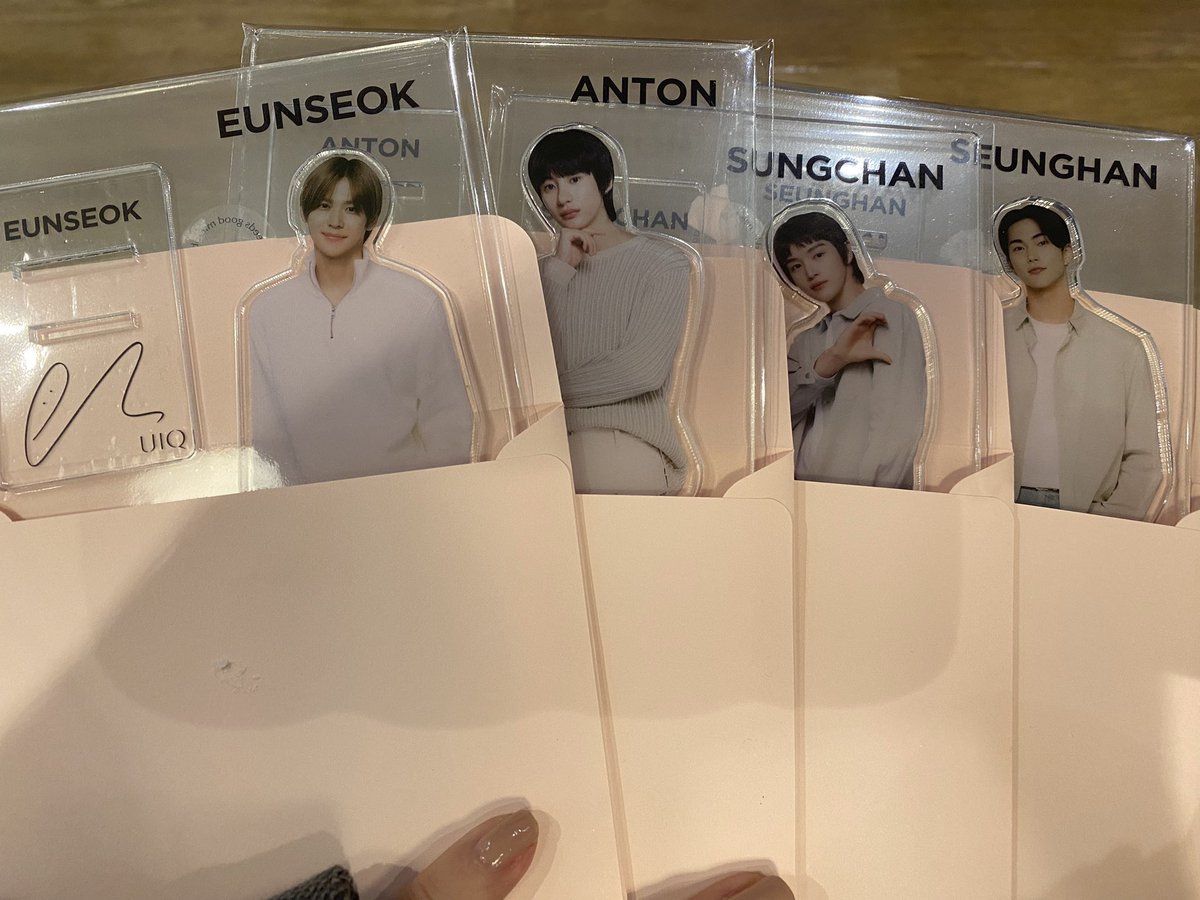 starlovehani's tweet photo. seunghan is included at the UIQ pop up store in japan! ☺️🤍🤍 https://t.co/Lcpe5dLhMm