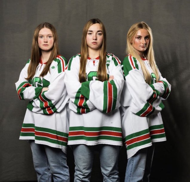 EGFhockeygirls's tweet photo. And with that our three seniors take their final shifts at the Civic Center. Thank you Seniors👏👏👏 https://t.co/vjiWhjC1yN