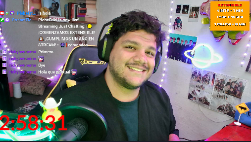 PlebeFriki's tweet photo. 🟡 ¡COMENZAMOS EXTENSIBLE!🐶 ¡CUMPLIMOS UN AÑO EN STREAM! • 👾❗️comandos https://t.co/azSAX7KI4W https://t.co/tL3ew1xlLt