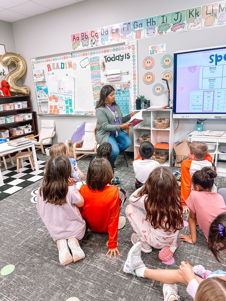 And we’re back! Room 306 participated in yesterday’s #WorldReadAloudDay2024 with some amazing read alouds thanks to <a href="/storyvoicelive/">Storyvoice</a> and <a href="/Scholastic/">Scholastic</a> ⭐️. We also had some wonderful guests visit our classroom and read to us! We just love a good read-aloud!📚💜💛 #fielderpride