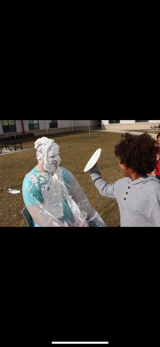 Minerva France Elementary tweet media