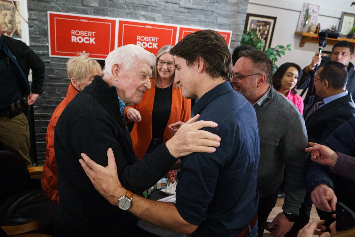 .@rrockdurham has deep roots in his community, and he knows their priorities. Today, he joined @JustinTrudeau and dedicated volunteers from across the riding to talk about our progress and the crucial work ahead to build a better future for people in Durham & across the country.