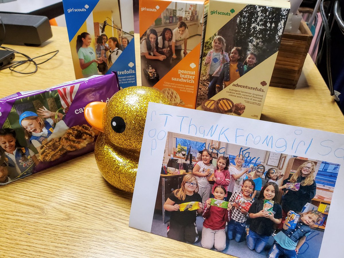Aurich227's tweet photo. Woohoo! THE cookies are here! And they were delivered with smiles and thank you's! THANK YOU  @GirlScoutsEPenn -Troop 6053- @asdcentral &amp; THANK YOU Nurse Nancy! #THEcookies https://t.co/fKBZcsbdgM