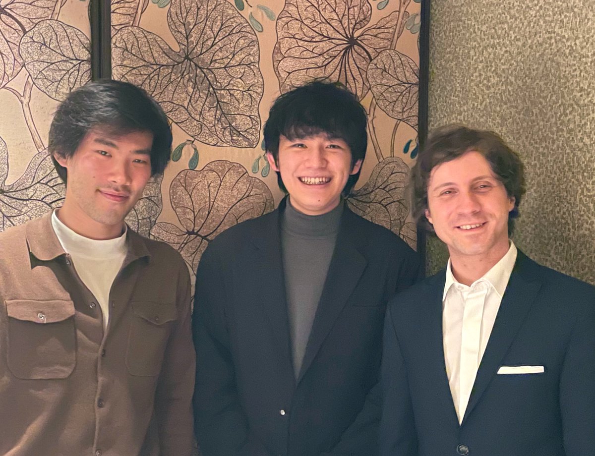 とんでもない3ショット。。
ラファウ・ブレハッチ、ブルース・リウ、
&amp;カメイ。

一緒に食事をして色んなお話を聞いて、ほんとにとんでもなく貴重な時間を過ごさせてもらった。。一生忘れない。