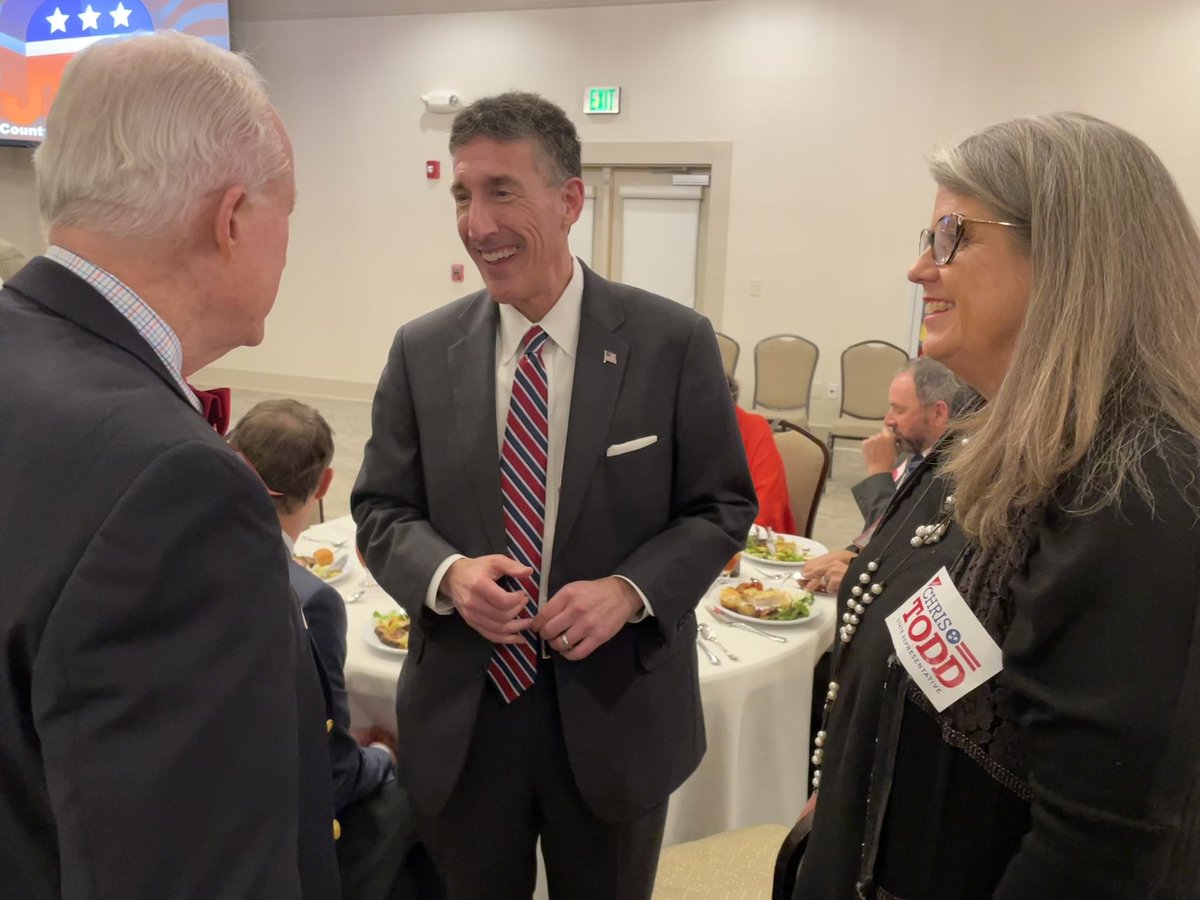 A great night to be home in West TN after fighting for our country in Washington. Thank you to Madison County GOP for a great Reagan Day Dinner. It was an honor to speak to a room full of strong conservatives. Thank you for working hard to protect our values here in West TN!