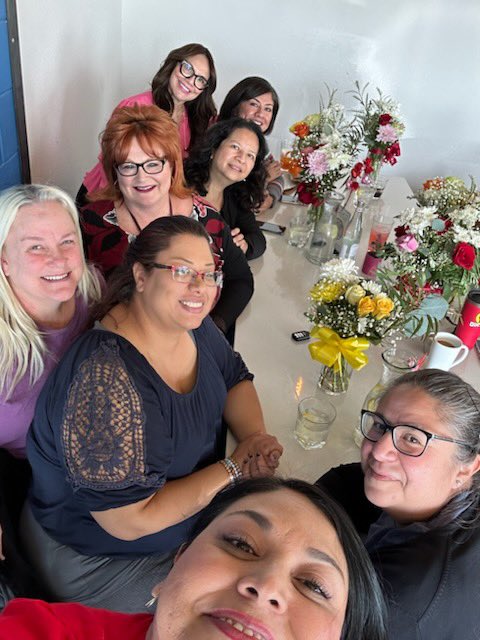 A nice little lunch break with this hardworking SPED Counseling team!! Can’t think of a better way to wrap up this year’s celebration of National School Counselor Week ❤️🤩👏🏻🏆 We salute you!