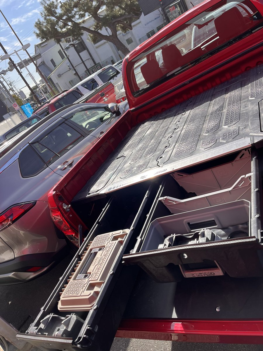 JATS_custom's tweet photo. カスタム依頼を頂いた

「  DECKED 」がJATSに到着‼️

実際の取付け例は弊社ﾊｲﾗｯｸｽでご確認いただけます(  . .)"
JATSなら他店よりも早く取り寄せ可能🙆‍♀️
勿論、取付けもお任せください‼️

 #JATS
 #DECKED
 #ｶｽﾀﾑ 
 #ﾊｲﾗｯｸｽ
 #荷台収納
 #防水 
 #GUN125
 #取付け可能 https://t.co/g9mqPBu2lO
