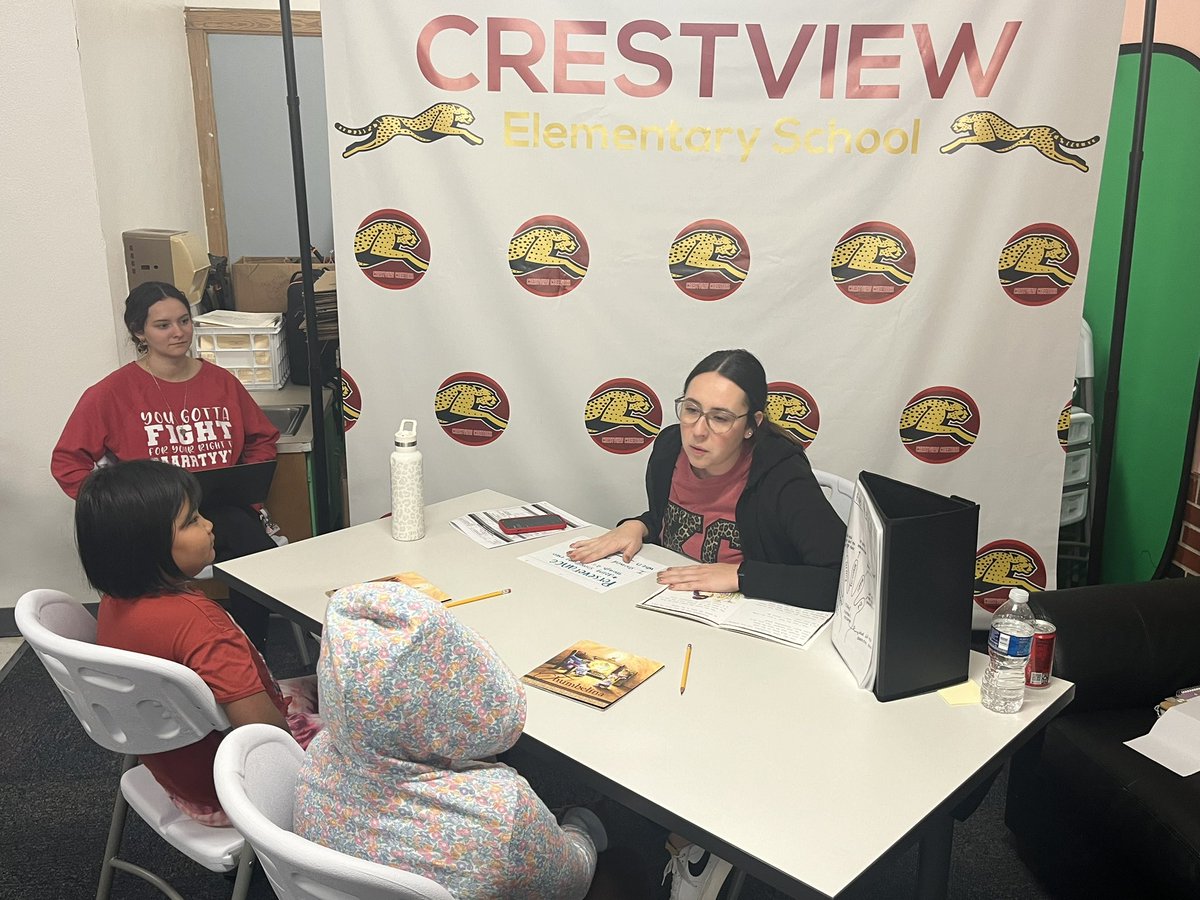 JakeHartley_nkc's tweet photo. Our second grade team rocking their Phase 2 and Phase 3 lessons today in Guided Reading! So much great takeaways to implement tomorrow! @SundayCummins @Crestview_NKC https://t.co/XRd4gptI71