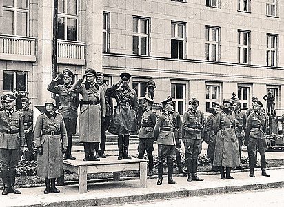 HeatherBurgundy's tweet photo. #liesthatkill #3
On 23/8/1939 Soviet Union signed a pact with Germany which included a secret protocol that divided Eastern Europe into German and Soviet "spheres of influence". Germany invaded Poland on 1/9/1939, starting WWII. The Soviets invaded eastern Poland on 17/9/1939 https://t.co/Db8qNoe4WQ