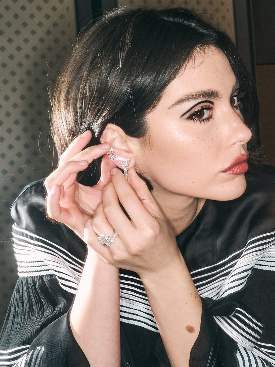 GracieAbramsHQ tweet media