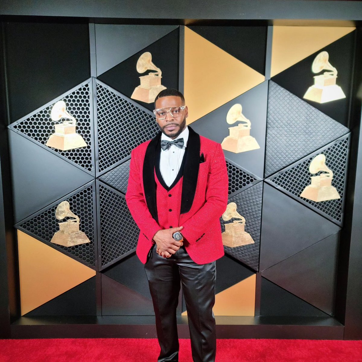 ell_aych's tweet photo. Welcome to the LH era...

#Grammys2024
#NewMusic in March
#BackLikeWeNeverLeft
#Inertia
#ThePantsAreSatin
#NotPleather https://t.co/Df7Zaayb8X