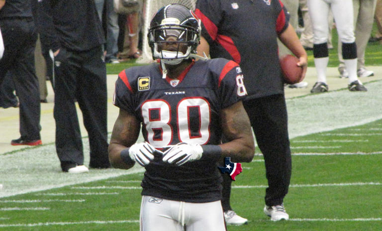 nflrums's tweet photo. Houston Texans Andre Johnson expected to be named to Hall of Fame. 

First Texans player ever to make the Hall of Fame. https://t.co/8FdCeEL20e