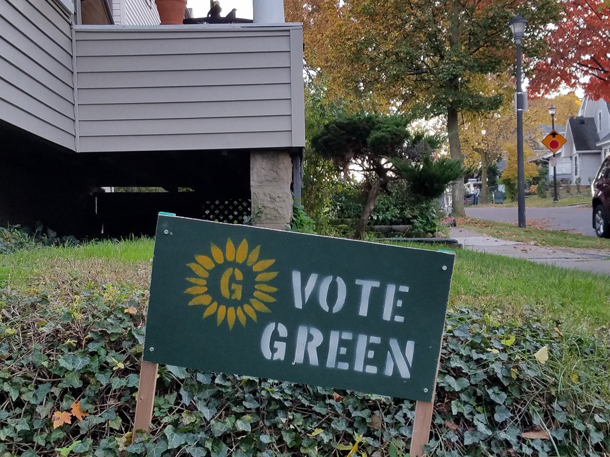 GreenPartyMCNY's tweet image. It's time to #entergreen
greenrochester.org/join_the_greens

#RochesterNY