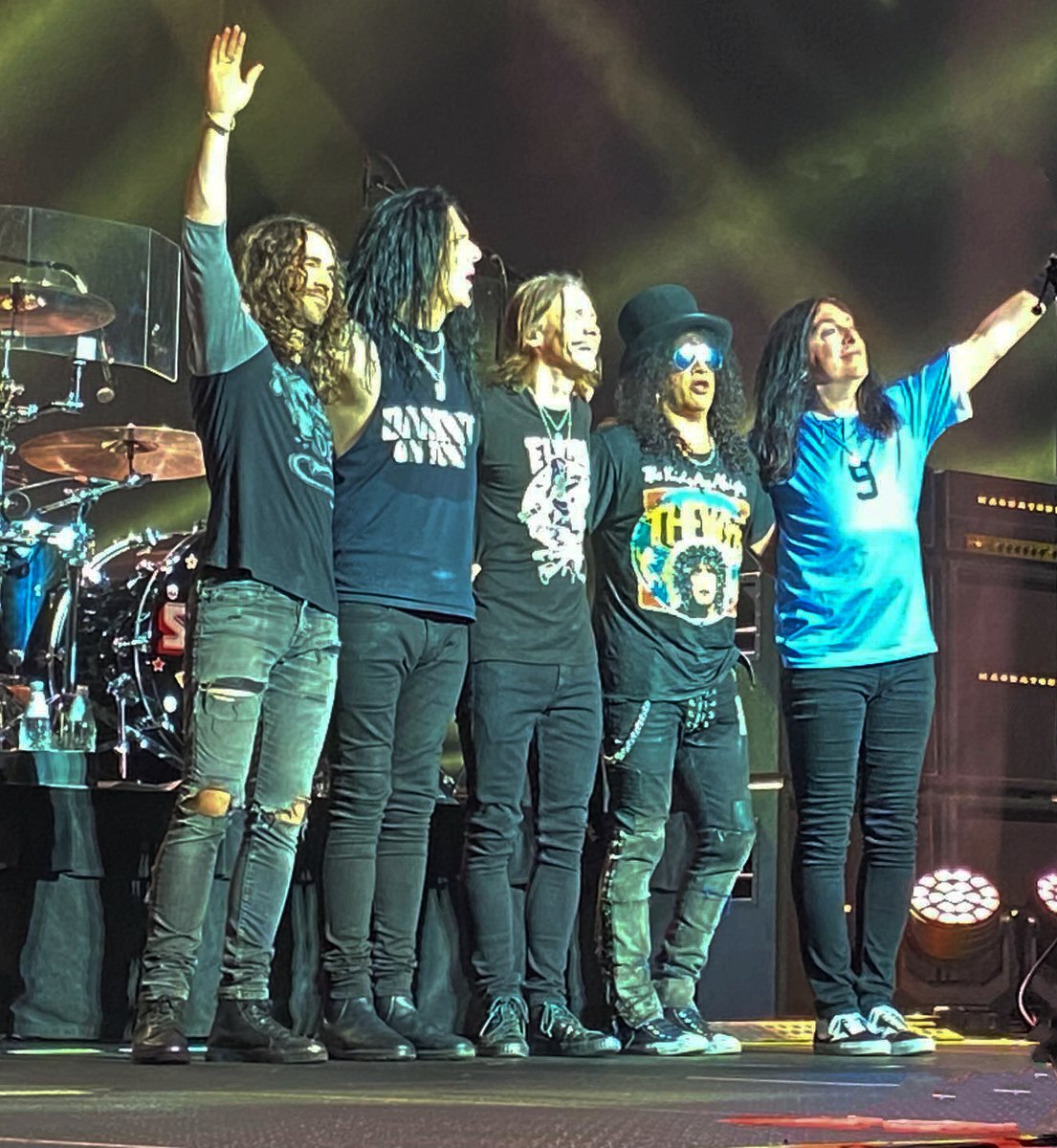 #TheRiverIsRisingTour hizo parada en Montevideo, UY 🇺🇾🔥🤘🏽(07-02-24) #SMKC #FrankSidoris #Conspirators