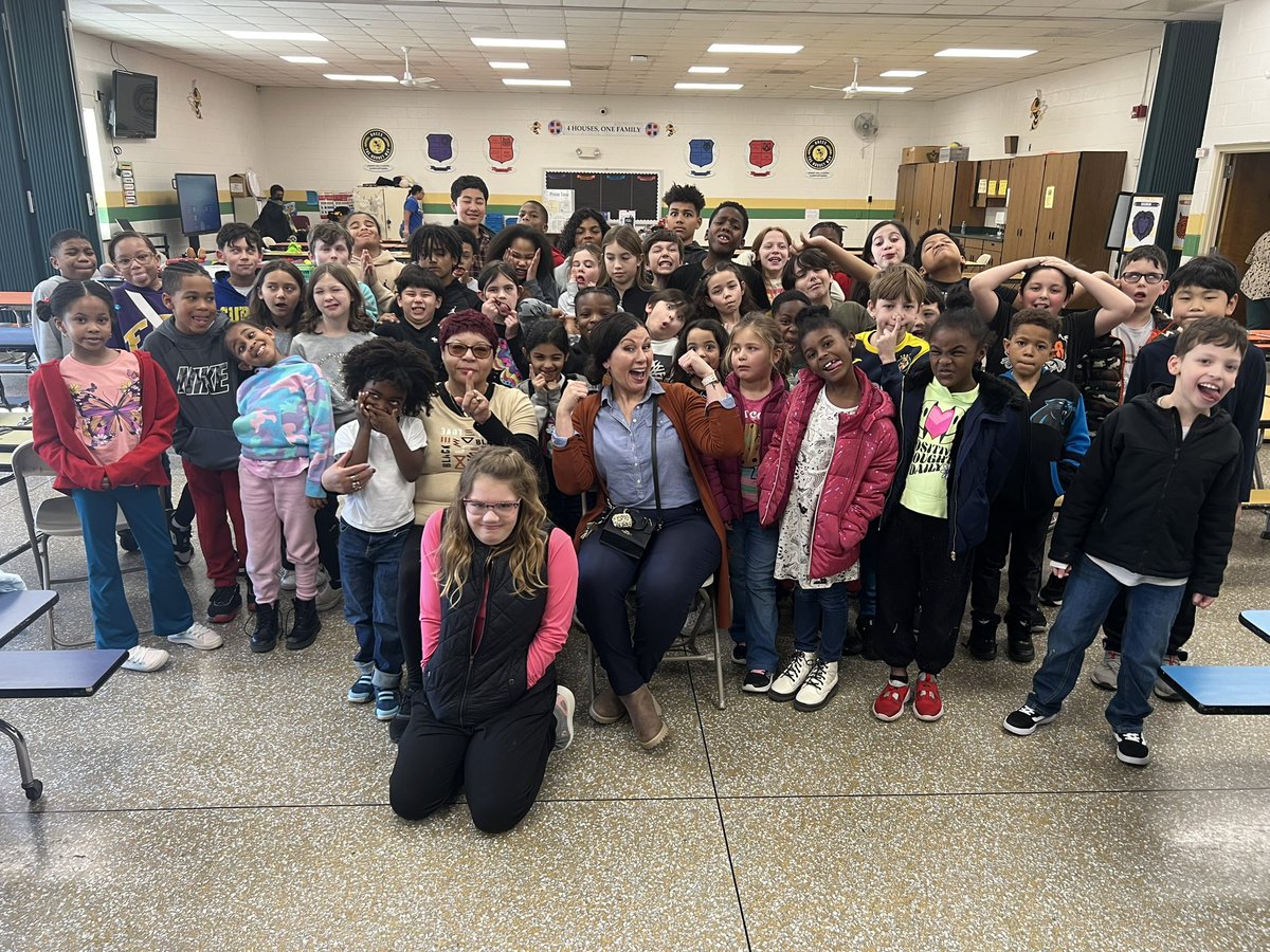 Second quarter bus bucks celebration! These scholars earned the most bus bucks. Recognizing positive behavior for the win!!!🏆