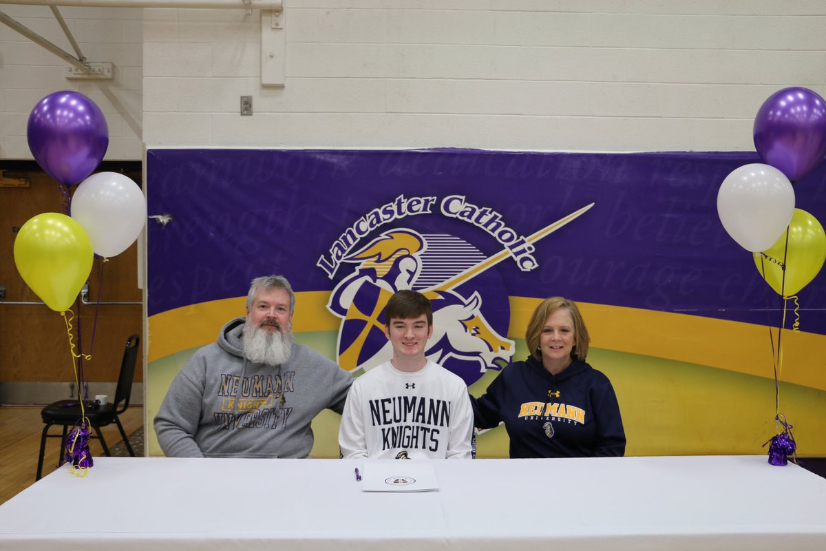 a_graczyk3's tweet photo. dream turned into a reality💙💛 https://t.co/CrcKthGfcW