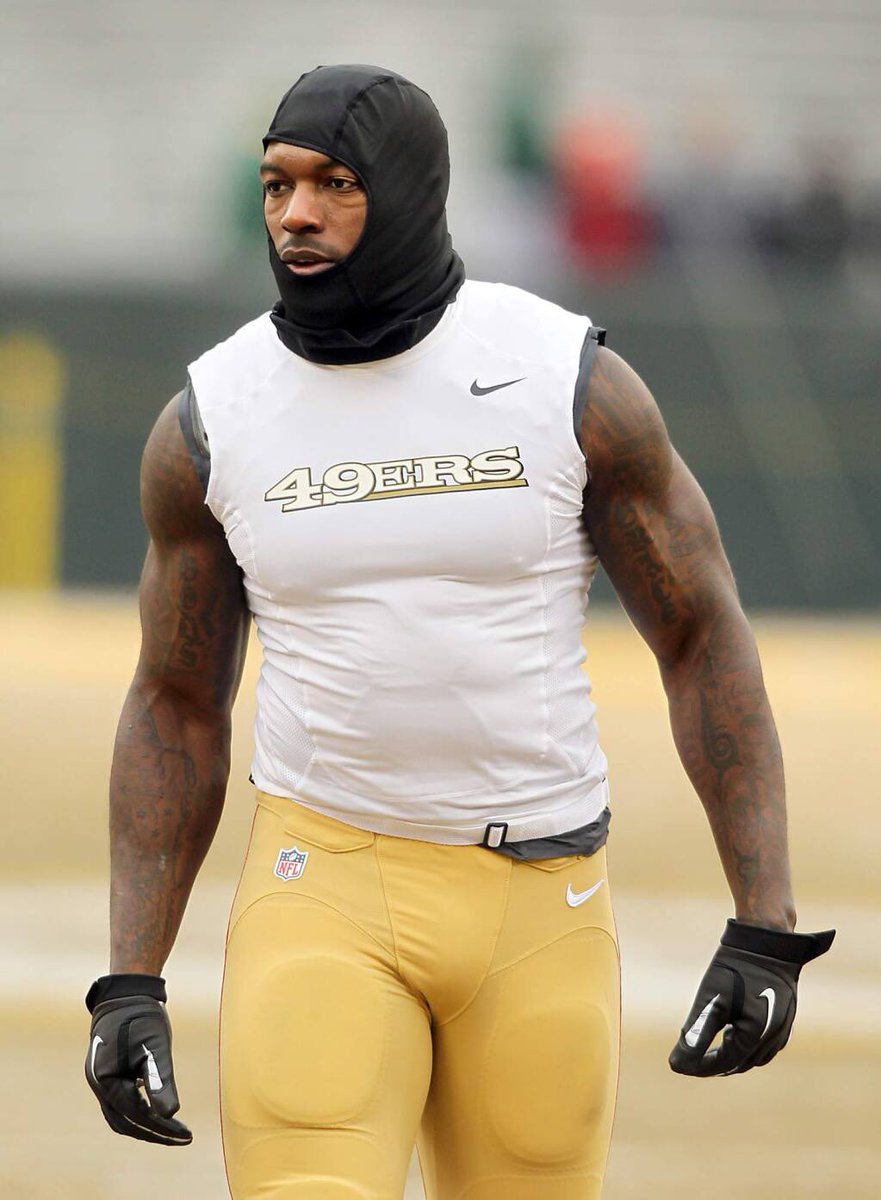 PSchrags's tweet photo. Congrats Patrick Willis! Hall of Fame. Class of 24. https://t.co/qrt19B3JKa