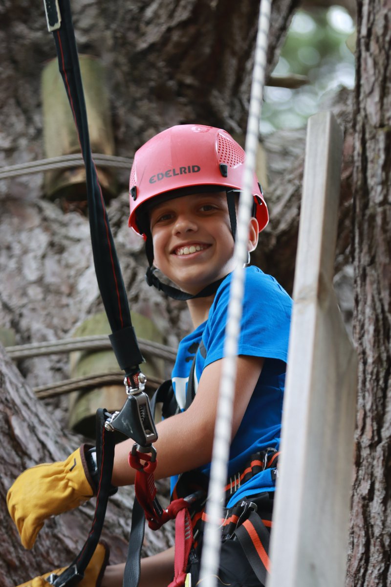 WhitefriarsColl's tweet photo. Year 7 Camp at Manyung: A transformative journey fostering resilience, teamwork, and camaraderie. Students embrace challenges, grow, and build lifelong friendships. #WFCLearning #Friendship https://t.co/c5B9sEtPA0