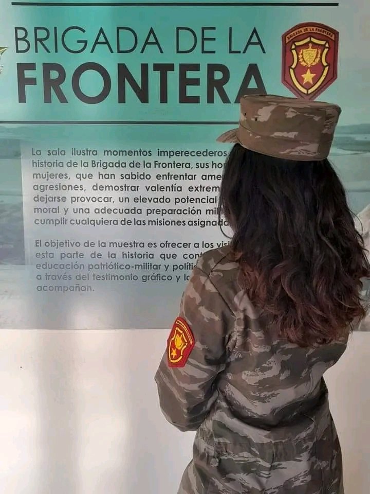 Así es la mujer cubana...bella , revolucionaria, valiente. Orgullosa de tí mi niña, de lo grande que eres <a href="/bejerezc/">Betty de Cuba🇨🇺</a> . Eres sin dudas a quien siempre quisiera en mi trinchera.

Defender la Patria,  deber sagrado de todo revolucionari@. #EstaEsLaRevolución
