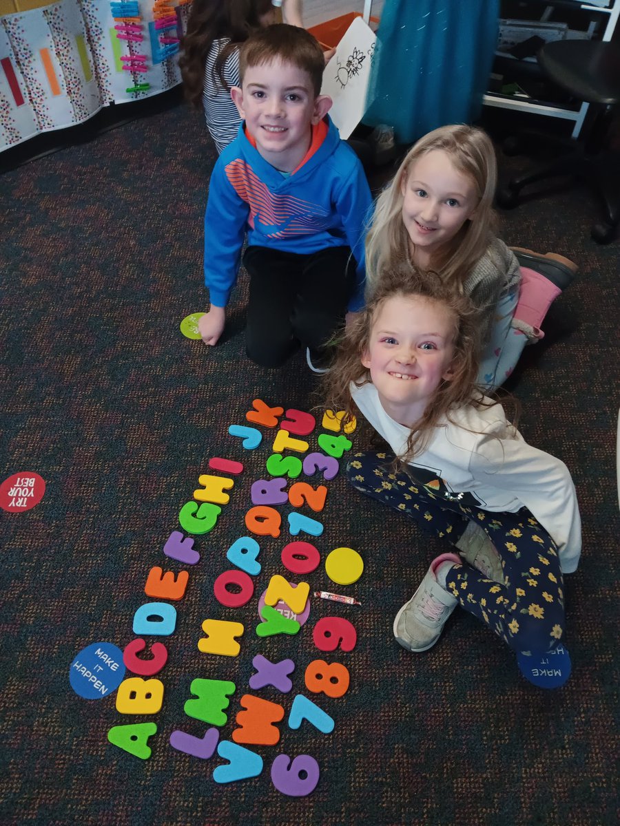 OLittleKnights's tweet photo. These kiddos were so proud of themselves for putting the alphabet together...and the numbers, too! I love the creativity for number 10! #OtsegoKnights https://t.co/SnNrmAuply