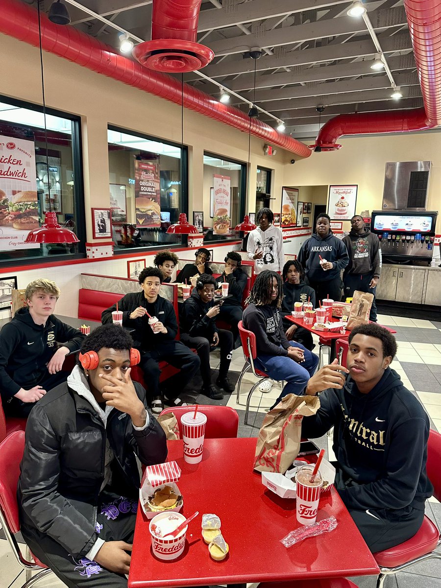Little Rock Central Basketball tweet media