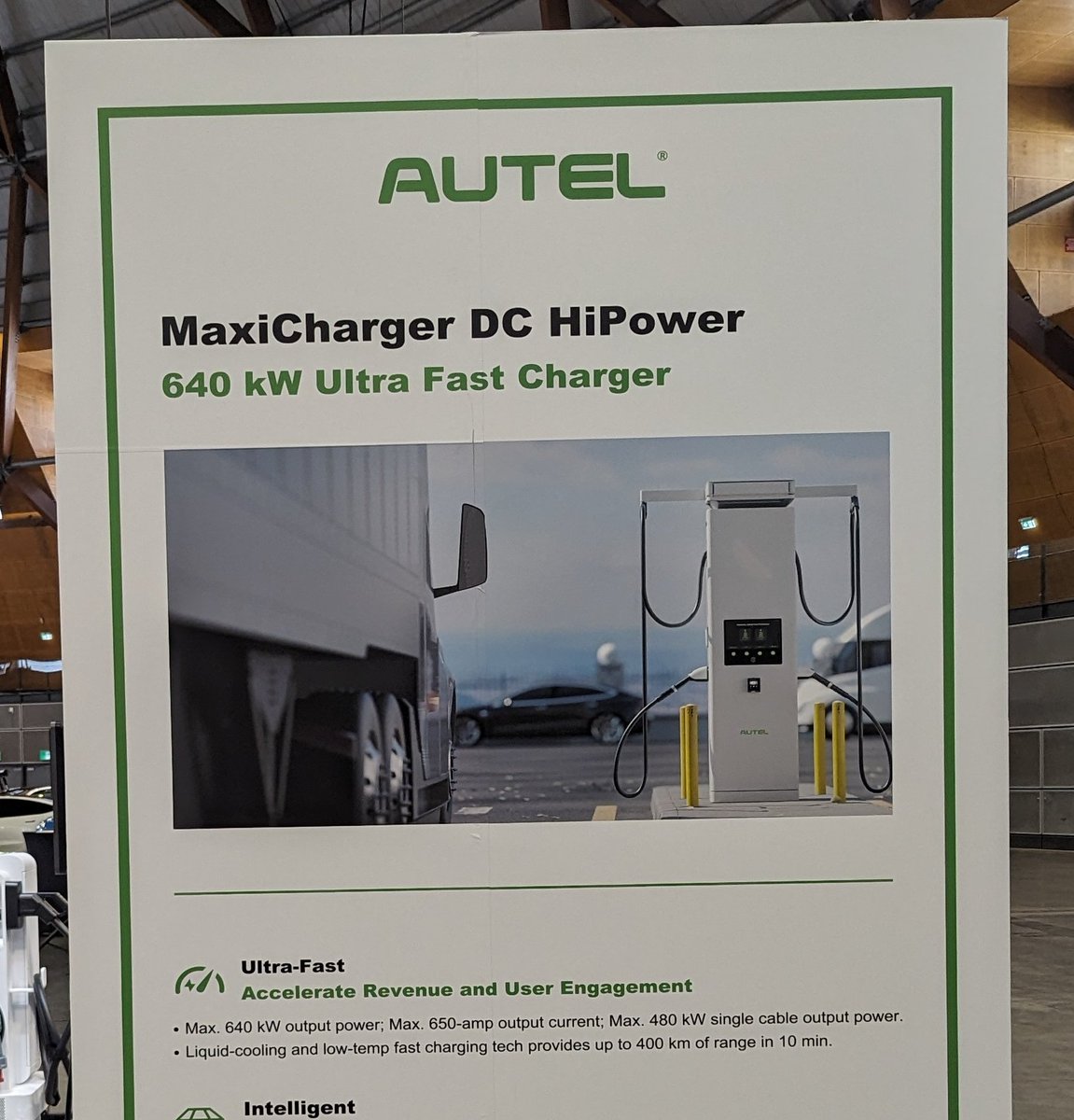 's tweet image. While most of our Ultrafast chargers are 350kW, this one from Autel has a massive 640kW charging rate.
#electrifyEverything