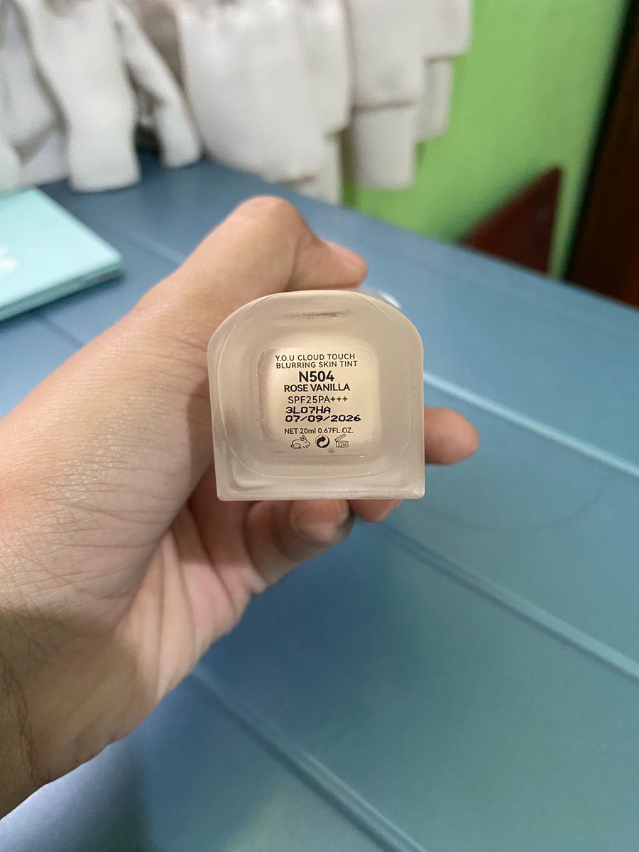 Littlemuffinlop's tweet photo. ‼️ WTS SKINTINT YOU‼️
Preloved Y.O.U Cloud Touch Blurring Skin tint shade N504 Rose Vanilla

- 85k nego tipis
- ⁠baru 1x pakai, masih ada box nya
- ⁠dijual karena salah shade
- ⁠bisa shopee, dom semarang

#wts #skinttint #preloved https://t.co/dGsIyJ6NUT