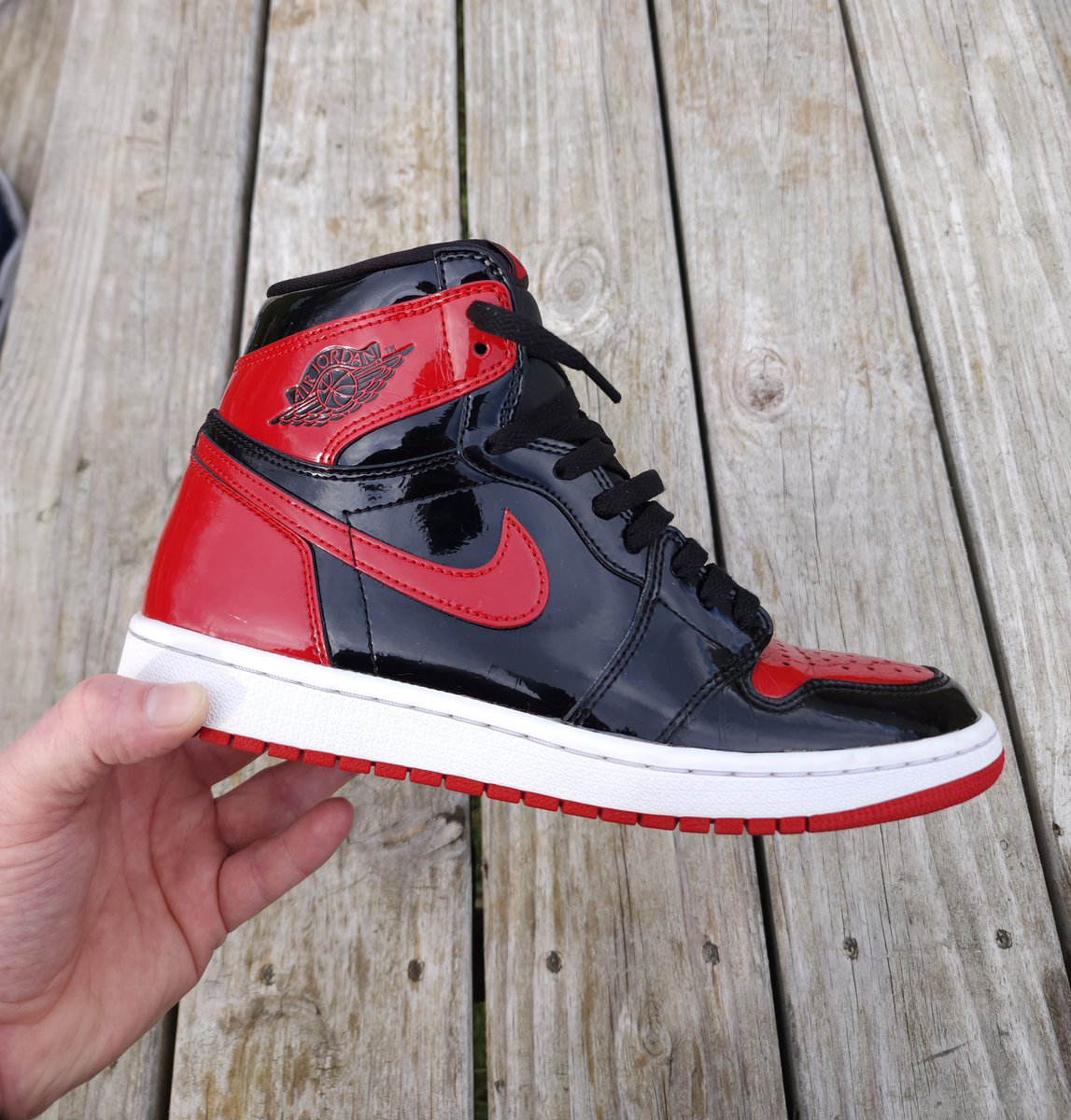 🔥🔥
Nike Air Jordan 1 Retro High OG 'Patent Bred'

👟Size: 9
🚨 Available Now

810 Kicks: 810kicks.com/product/nike-a…

Check us out on Ebay: ebay.com/itm/2856922712…

#SNKRS #shoestore #kotd
