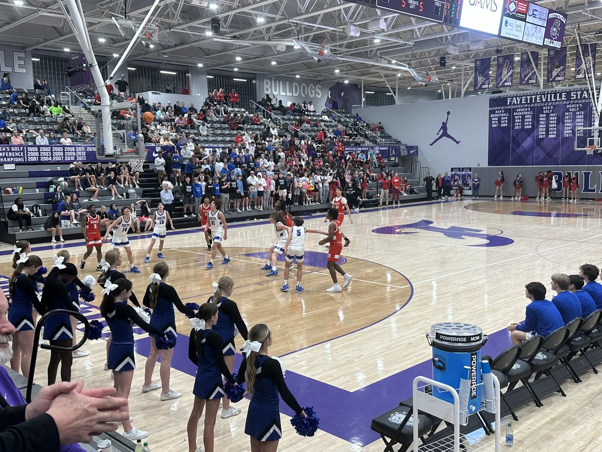 FayBulldogsBB's tweet image. One of our favorite nights of the basketball season! 
@RamayRedWolveMB vs @woodlandBOYSbb never disappoints and always packs Bulldog Arena!!
#FutureDogs