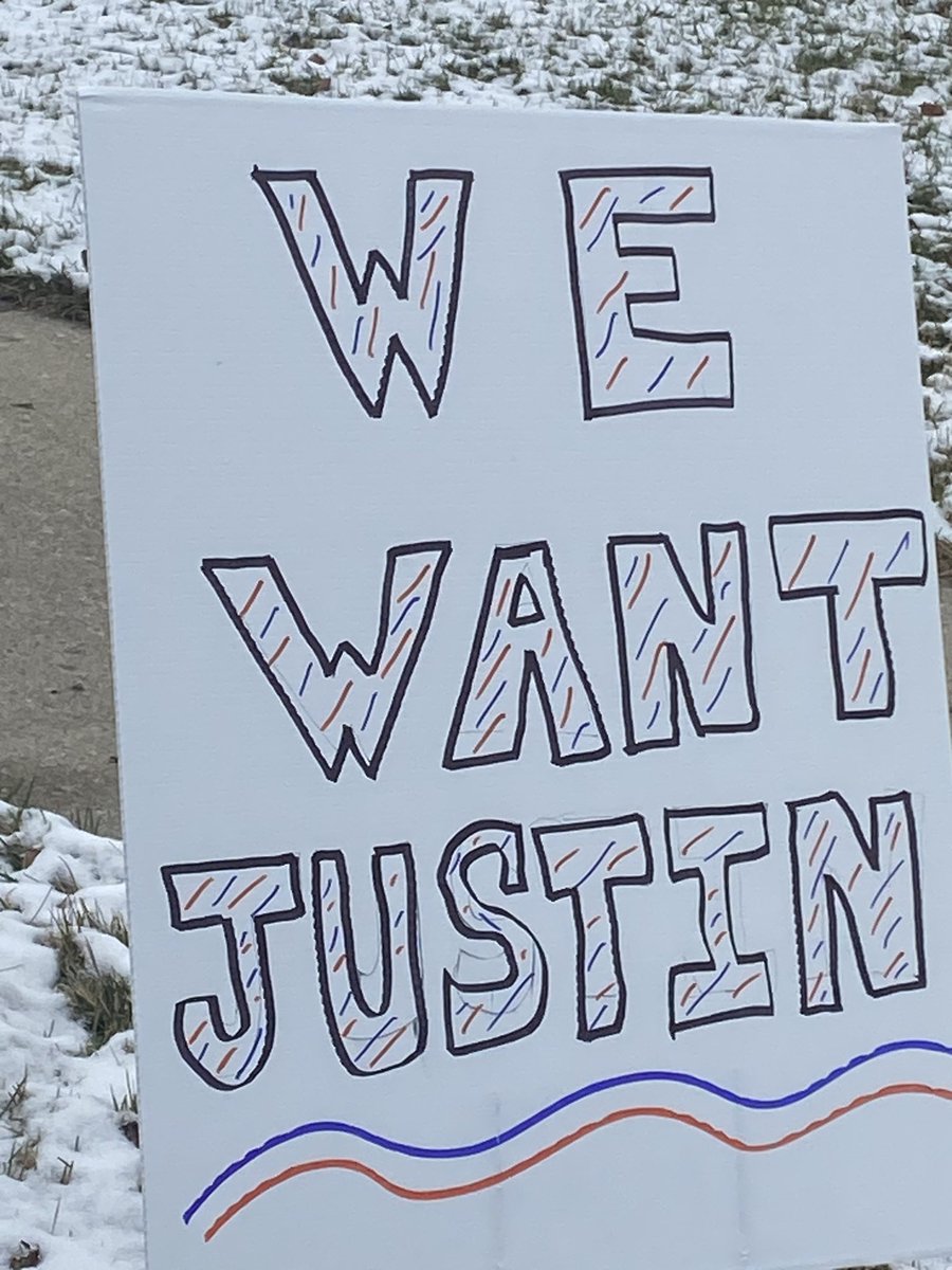 LACubsFan's tweet photo. @itsmine49 They were leaving Fields love notes outside of Halas Hall - Bears twitter needs to be shut down until after the draft https://t.co/Kq0Al1BUji