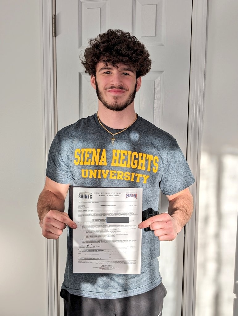 CarterSaccucci's tweet photo. After an Amazing visit with @CoachKohn12, and the rest of the coaching staff, I am extremely excited and blessed to have received an offer from Siena Heights University, Go saints! https://t.co/WCI4zPmLJA