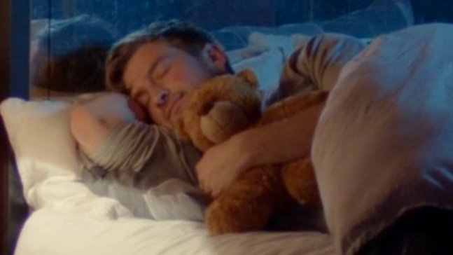 Cause of death: Bergalicious cuddling with a giant teddybear 😭 #TheTraitorsUS