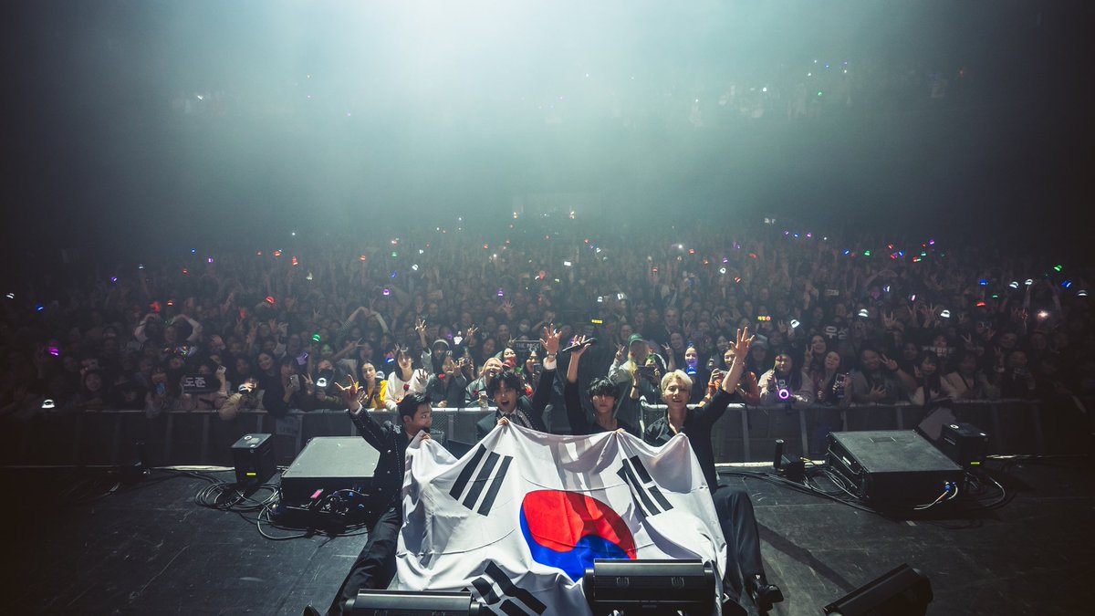 TheRose_0803's tweet photo. [DAWN TO DUSK] 
Seoul. February 4, 2024

#DAWNTODUSKTour 
#DAWNTODUSKSeoul https://t.co/8IEJdnyTmC