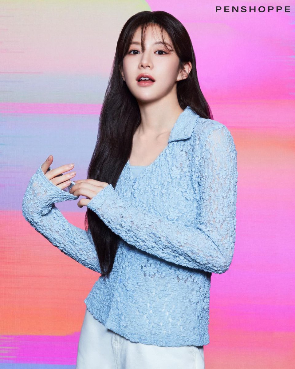 PENSHOPPE's tweet photo. New season, new look just like GO YOUN JUNG 🎇

Get more stylish pieces now! Shop in #PENSHOPPE stores or online at 🌐 https://t.co/dMvf4gQJ5g

🇵🇭 Also available on Shopee, Lazada, and Zalora.

#PENSHOPPExGOYOUNJUNG https://t.co/28q5eHC4Nu