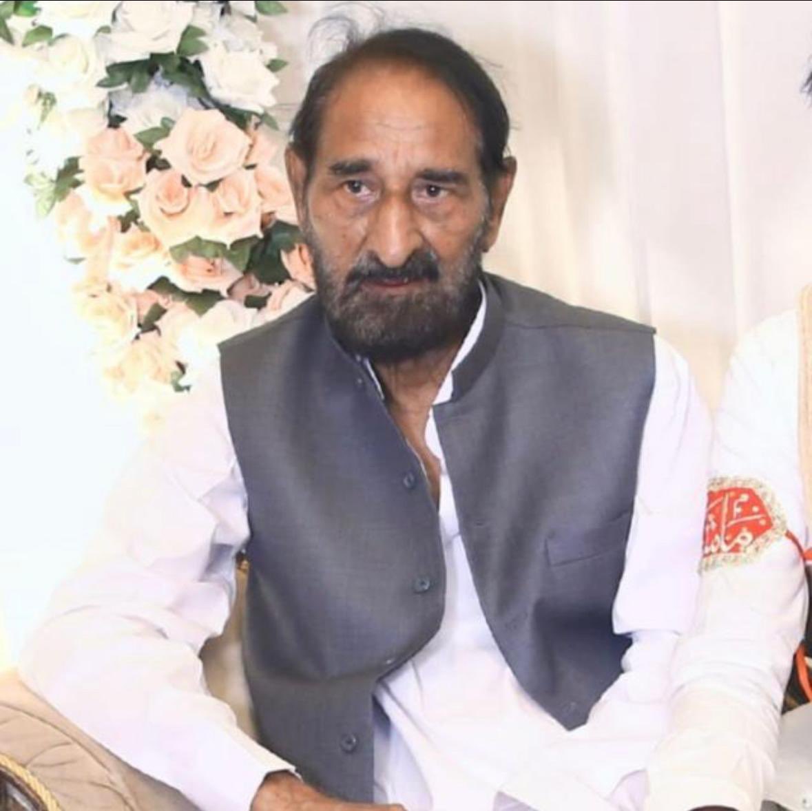 SohailShams's tweet photo. *اِنّا لِلّٰهِ وَاِنّا اِلَيْهِ رَاجِعُوْن*

*رشید احمد خان بھیا* سابقہ  ڈپٹی میئر حیدراباد کا رضا الہی سے انتقال ہو گیا ہے اللہ پاک ان کے کبیرہ صغیرہ گناہ معاف فرمائے اللہ پاک جنت الفردوس میں اعلی سے اعلی مقام عطا فرمائے اللّٰہ ان کے لواحقین کو صبر جمیل عطا فرمائے آمین ثمہ آمین https://t.co/uug41WkYck