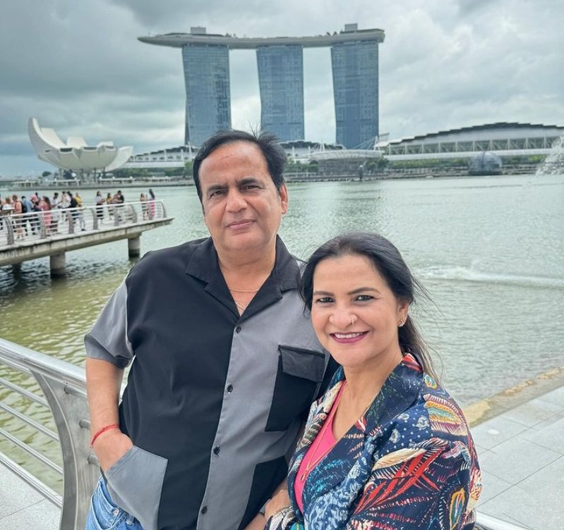 Ashutosh892005's tweet photo. Happy marriage anniversary
Dimple aunty and Vinay uncle
#Abhiya #JiyaShankar #AbhishekMalhan https://t.co/dvz2LIzaq2