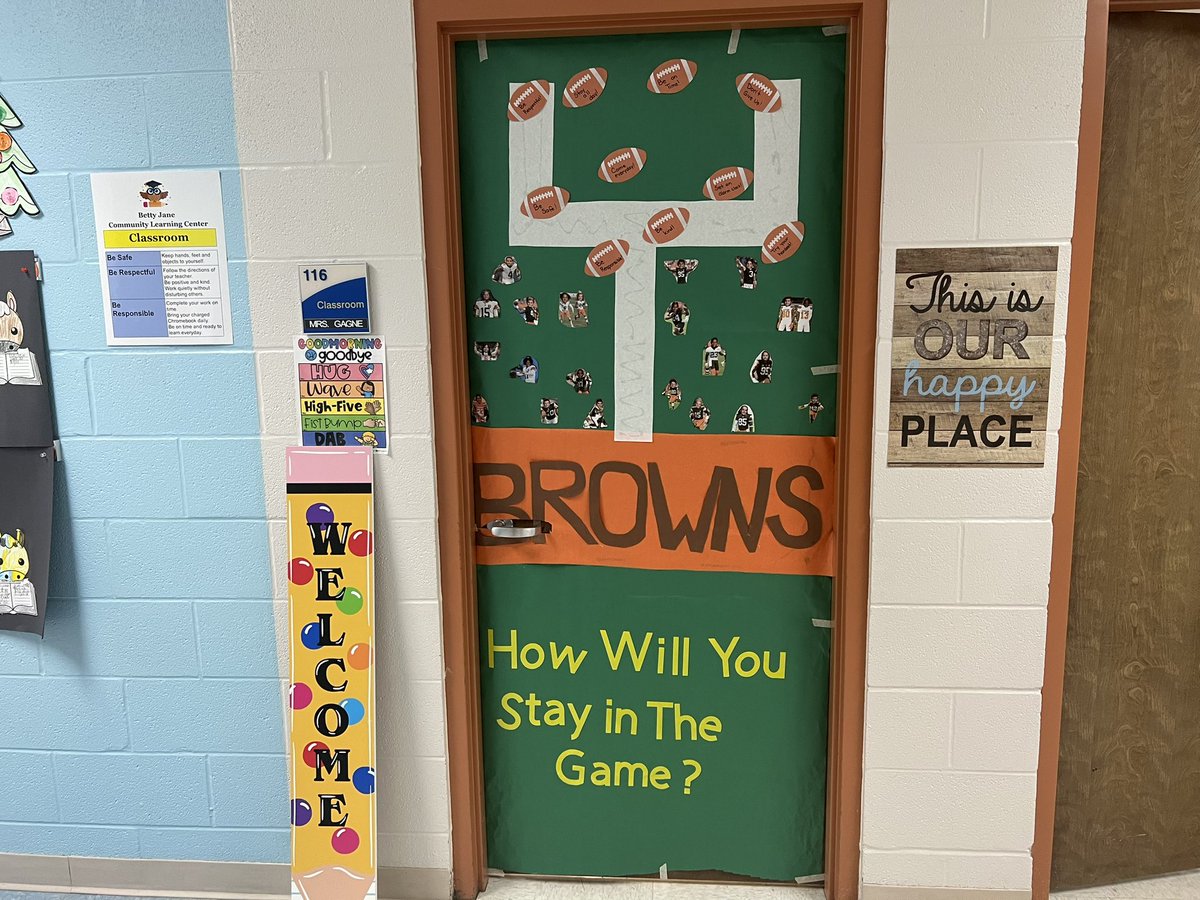 #StayInTheGame Betty Jane CLC Akron Public Schools door contest winner! <a href="/SITG_Browns/">Stay in the Game! Attendance Network</a> <a href="/akronschools/">Akron Public Schools</a>