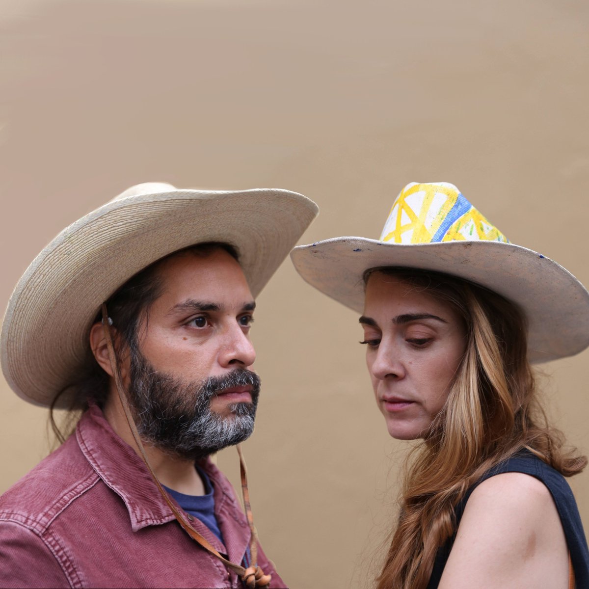 Pandilla anuncio Importante...📣📷 ESTA NOCHE EN #RADAR105 NOS ACOMPAÑARAN LOS AMIGOS DE .<a href="/espanglishmusic/">Espanglish</a>, 11 PM POR LA 105.9 FM

@SICOMPueblaMx