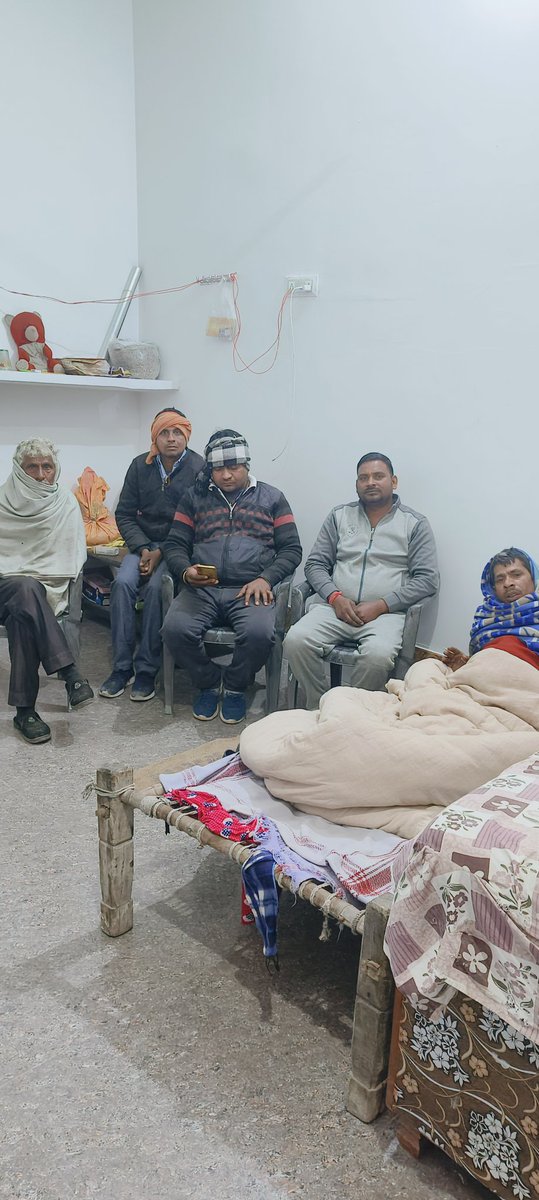 Kuldeepabd's tweet photo. #गांव_चलो_अभियान के अंतर्गत आज मोहल्ला अज़ीज़ाबाद में बूथ संख्या 60 की बूथ अध्यक्ष श्री बृजेश कुमार पूर्व सभासद  एक दिवसीय प्रवास में प्रमुख गणमान्य जनों से भेंट कर केंद्र व प्रदेश में चल रही डबल इंजन की  सरकारों के कार्य की चर्चा की।#
कुलदीप लोधी मंडल अध्यक्ष किसान मोर्चा भाजपा https://t.co/lwHqgD0Ni3