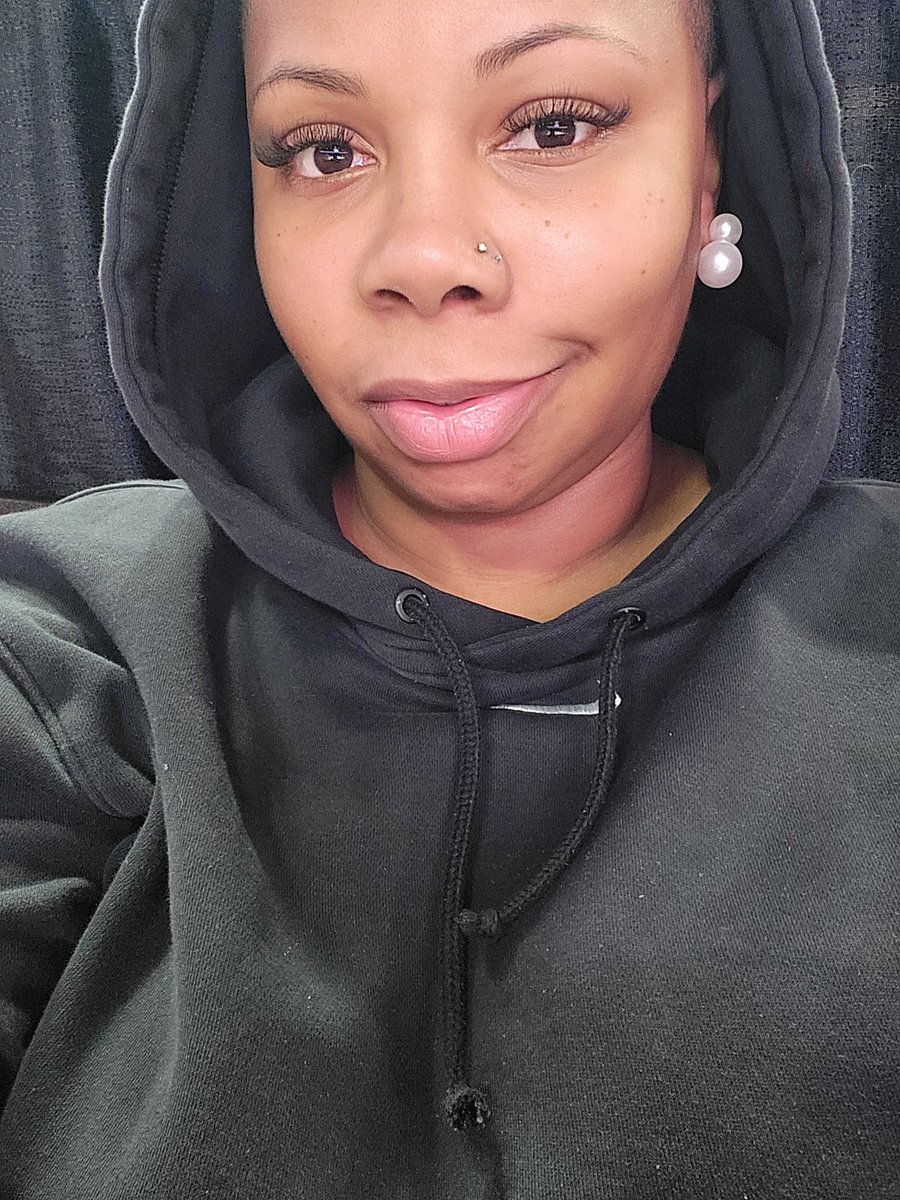 Robyn Crump tweet media