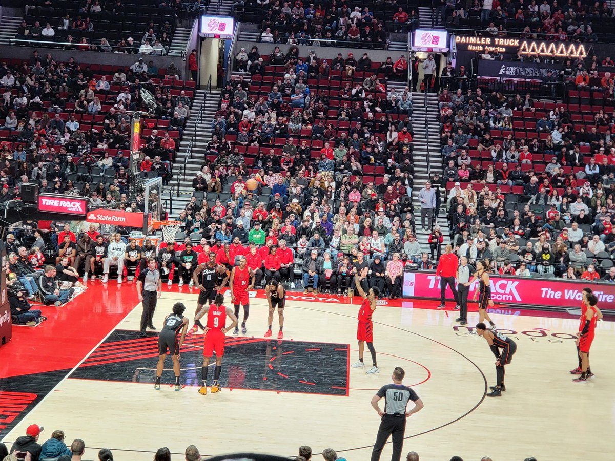 Robyn Crump tweet media